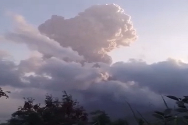 La Soufriere Volcano Explodes Again On 16th April 2021 | Caribbean News ...