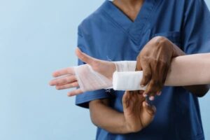 Useful Tips on How to Handle Workplace Injuries