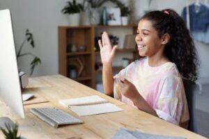 Distance Learning Education and Different Benefits That Come With This Idea